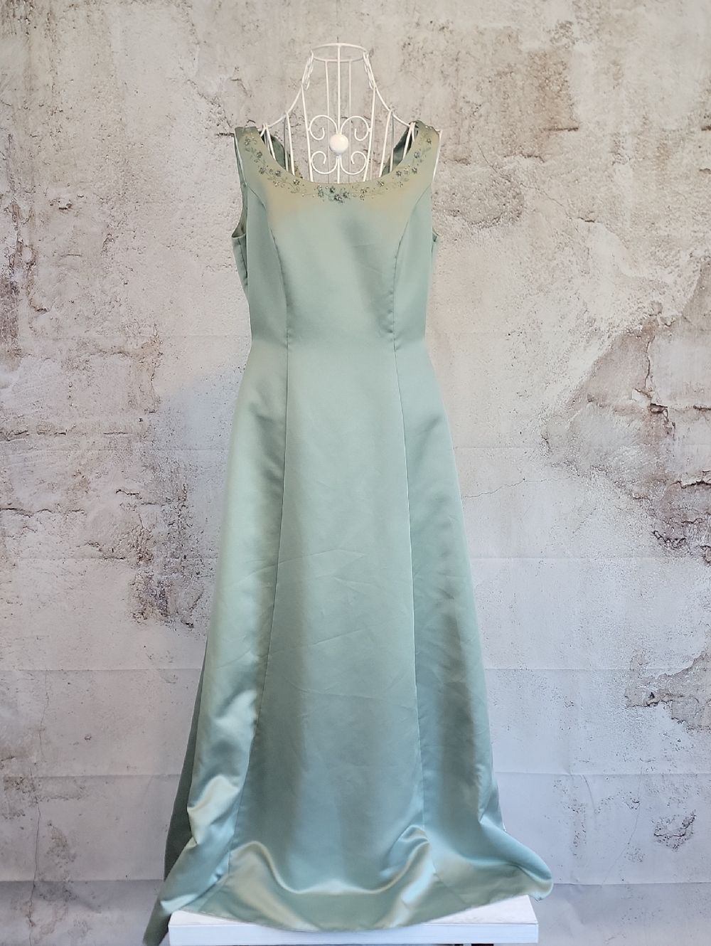 Davids Bridal Sage Green Satin Evening Gown  Womens Size 8